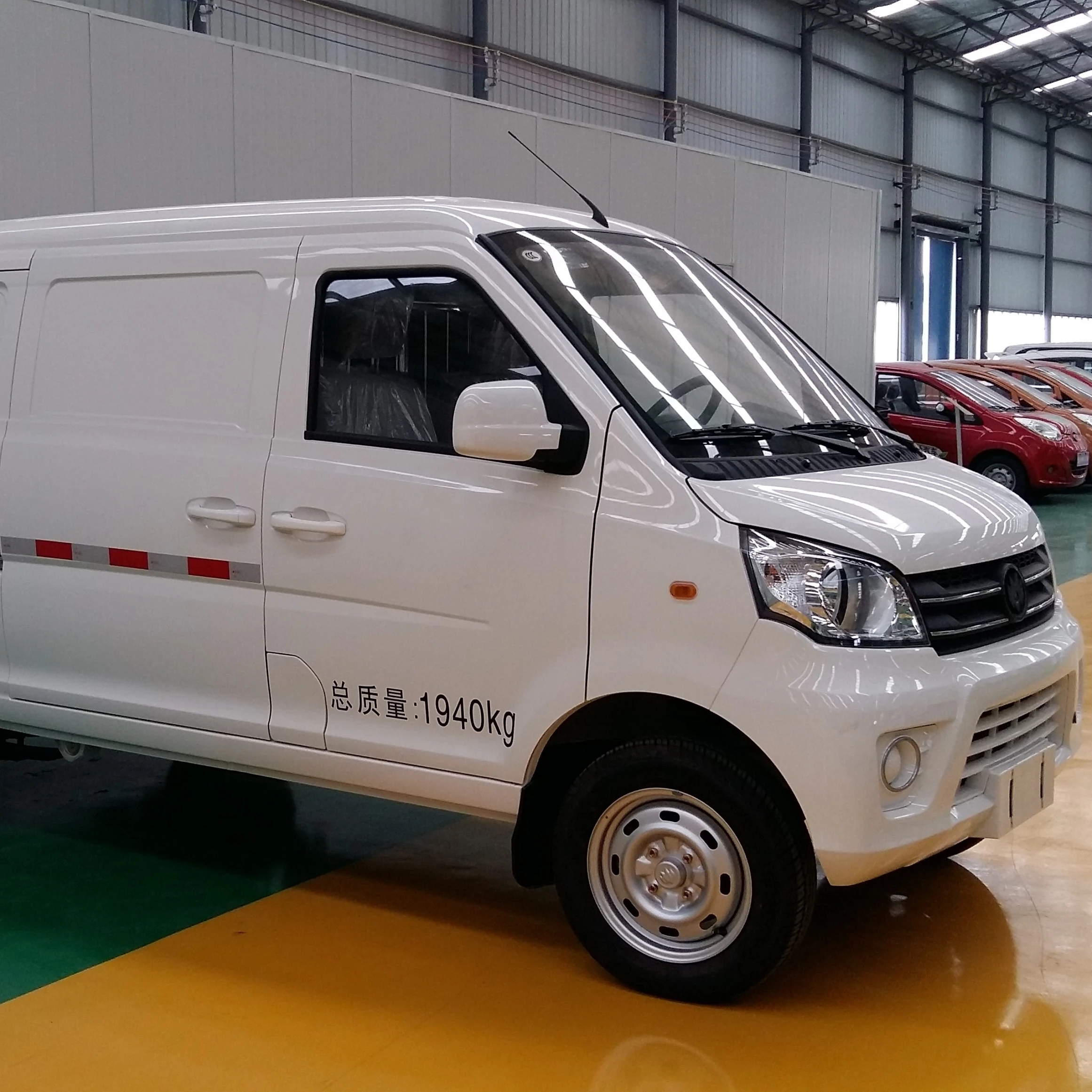 Best selling new energy electric cargo vans for good promotion