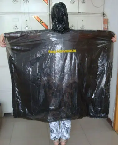 VS1031 Black PE 0.02mm Adult poncho