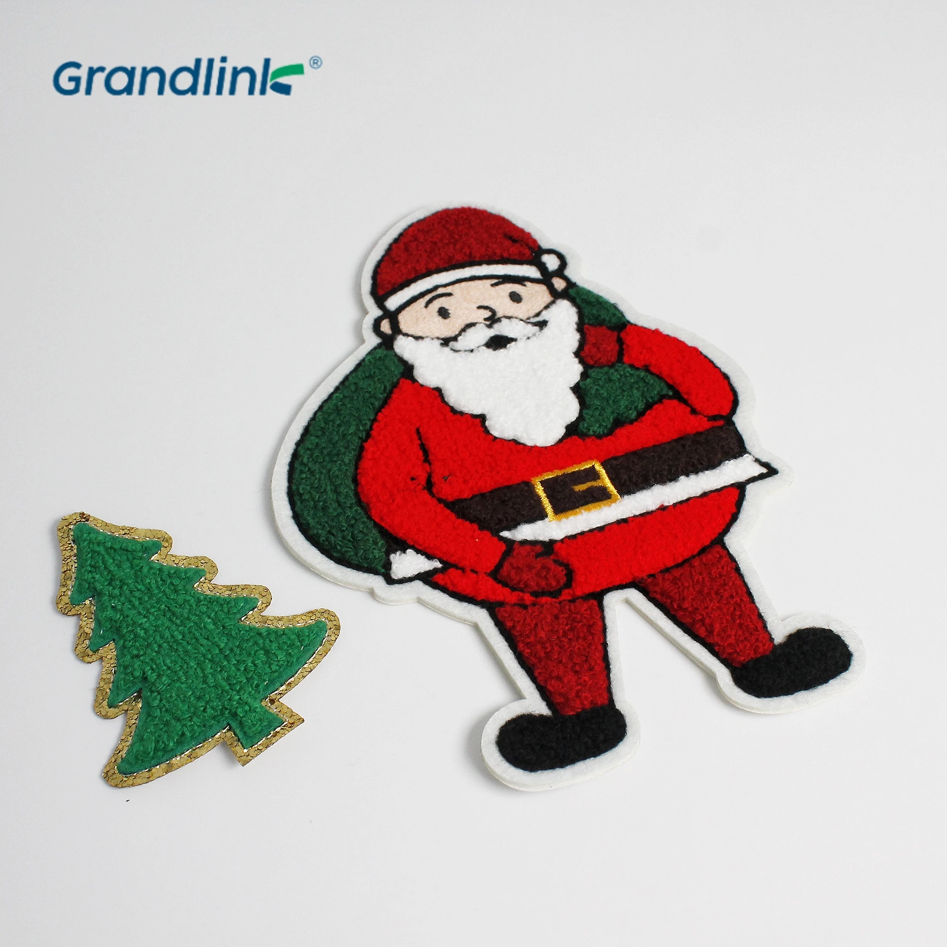 Factory Wholesale christmas santa baby Clothing Towel Embroidery chenille self adhesive Iron On Patches for Clothes bag ornament