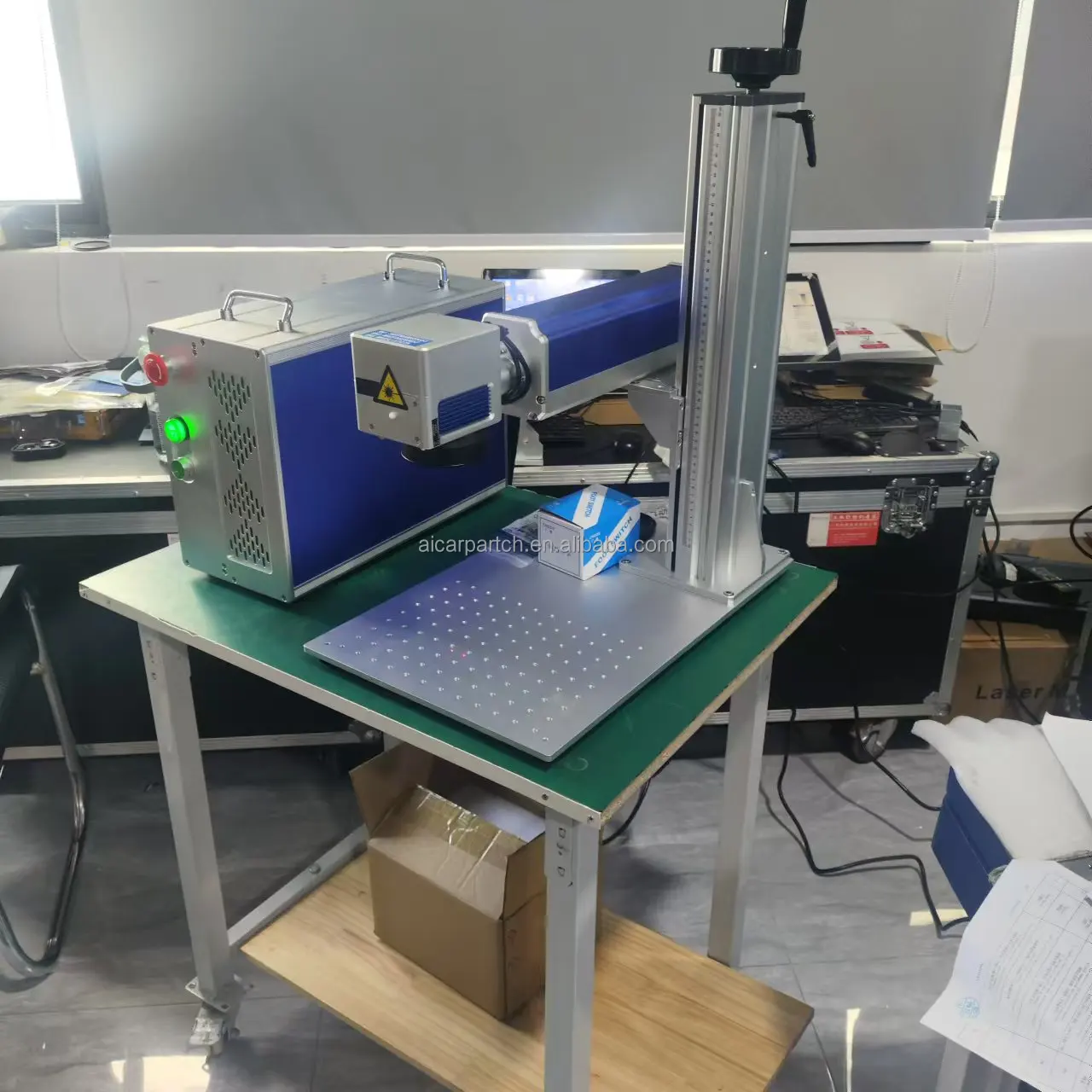 Hot Sale Top Manufacture 20W/30w MOPA Fiber Laser Color Laser Marking Machine for Colorful Marking