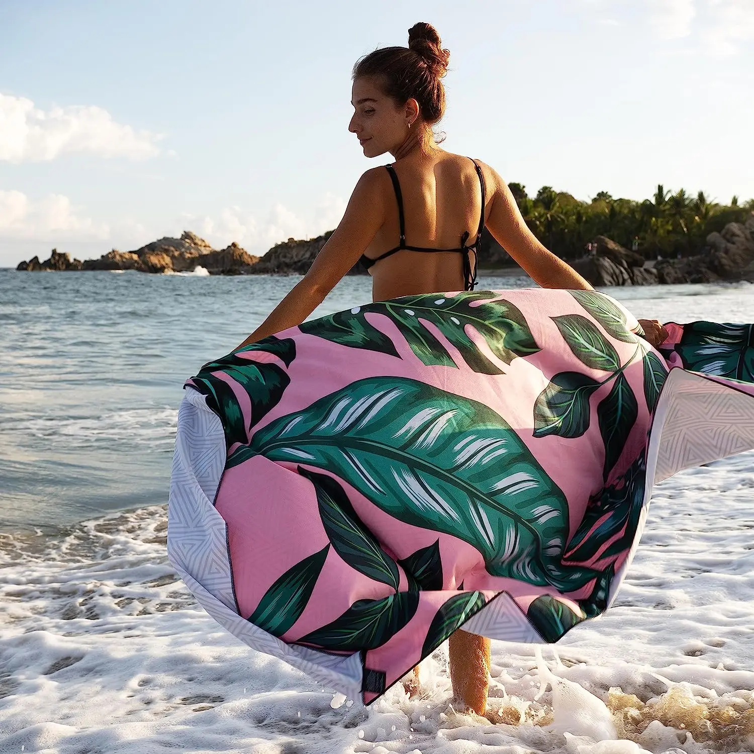 Wholesale Super Absorbent Sublimated Custom Printing Microfiber Beach Towel for Swimming Pool Promotion Gift