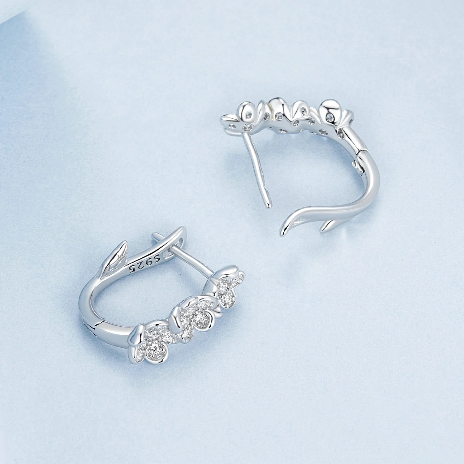 Youchuang classic luxury zircon clip hypoallergenic earrings 2024 fashion jewellery novelty bulk women silver 925 flower earring