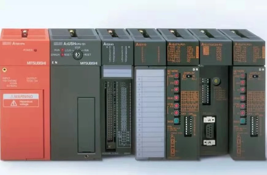 Q1MEM-128SE Hot Selling PLC Mitsubishi Controller Module Q1MEM-128SE