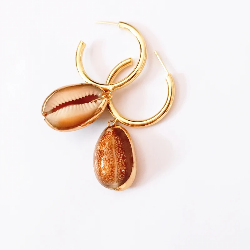 
Bohemian Natural Conch Shell Drop Earrings Minimalist Seashell Brass Gold Plated Hoop Earring 