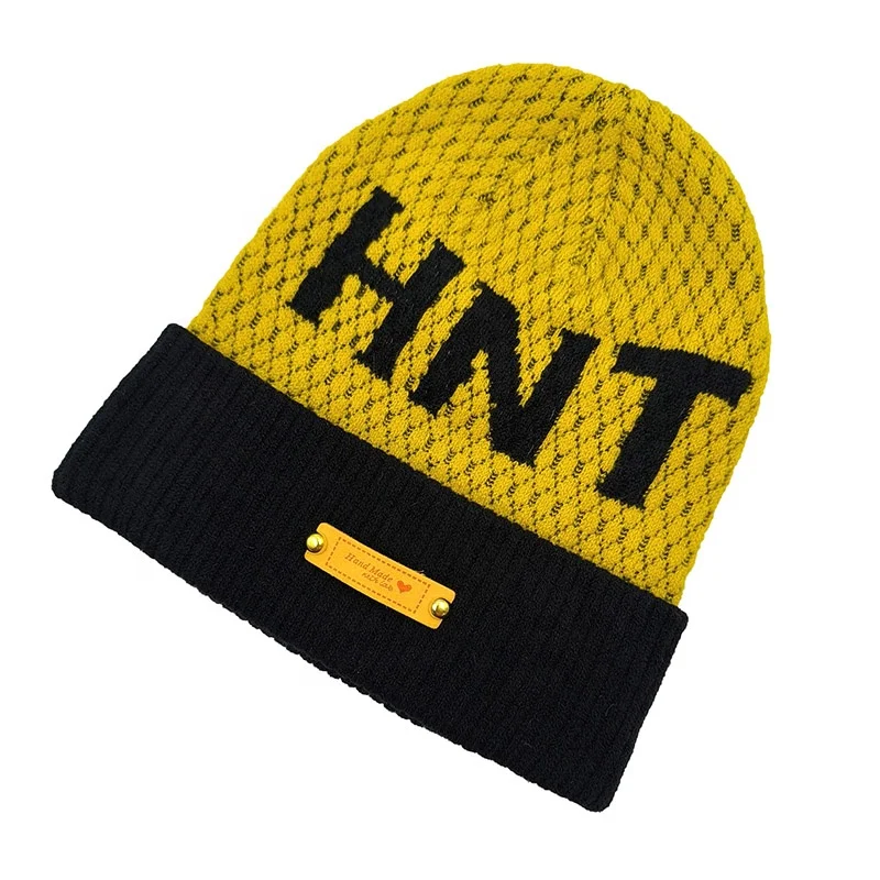The Newest Trend Design China Products 2024 Fashion Accessories Lady Women Honeycomb Ribbed Cuff Beanie Knit Hat Winter Waffles