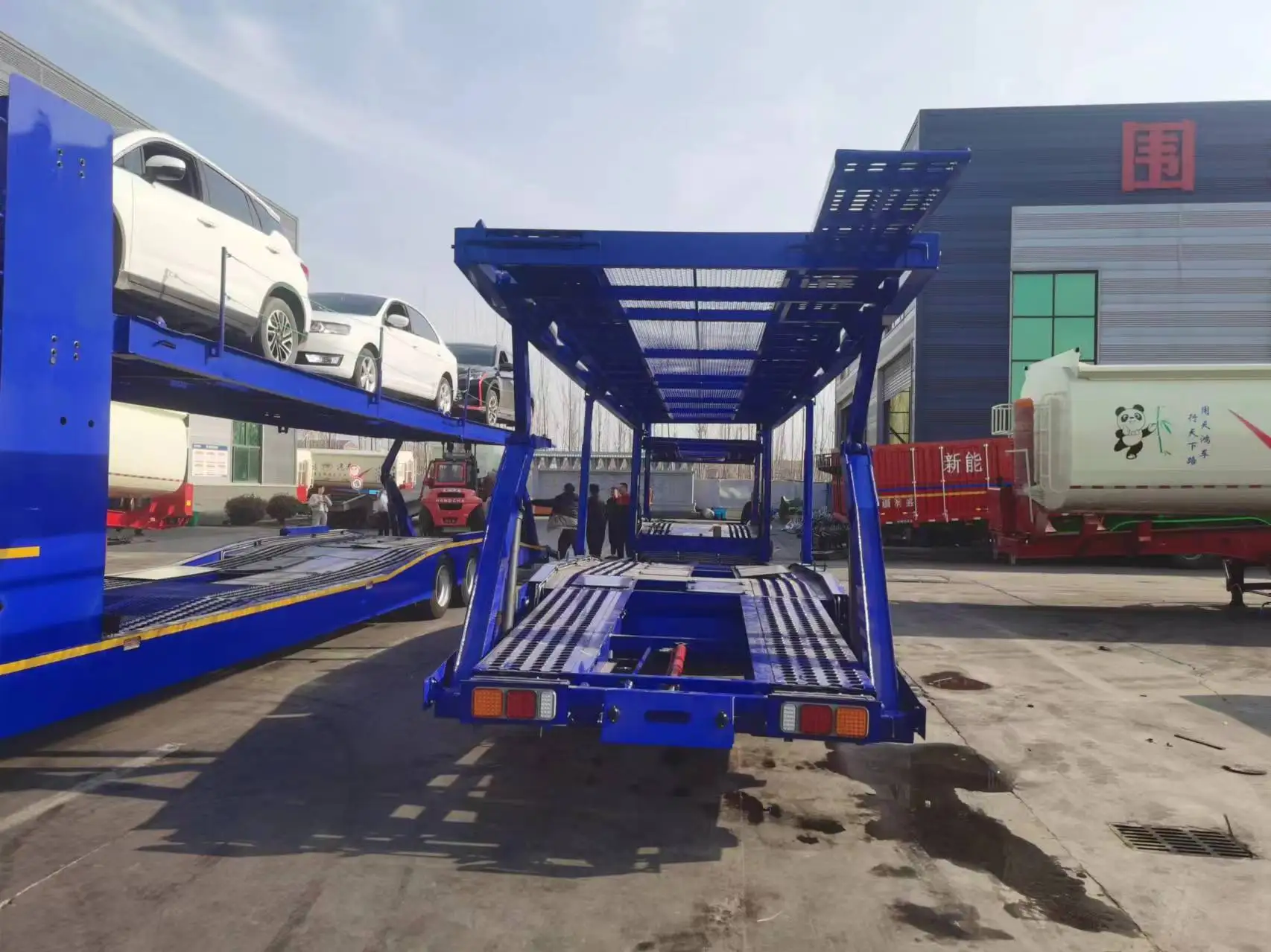 NEW Car Carrier 3 Axles Semi-trailer 8 Cars 6 Cars Transportation Trailer For Sale