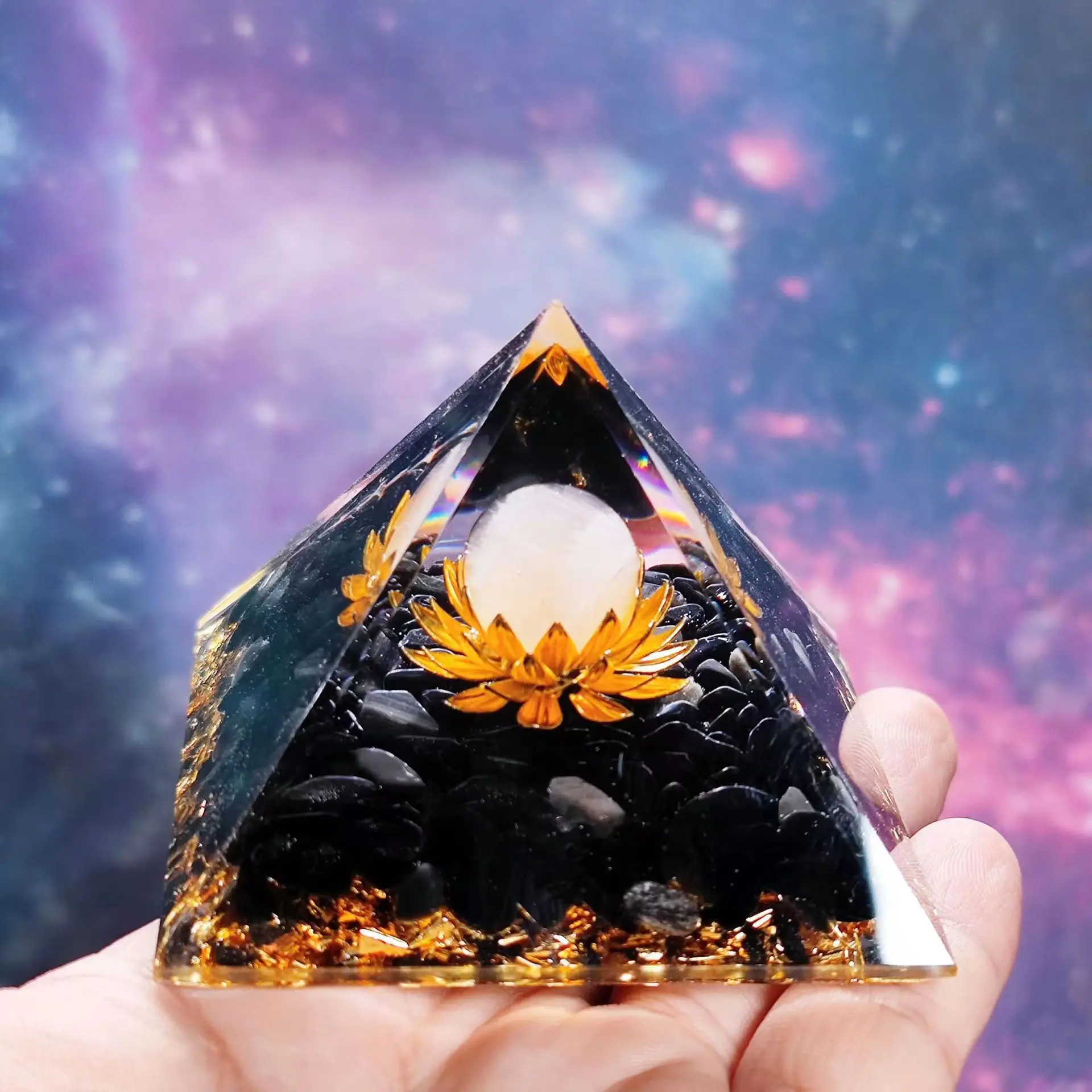 PuJiang Wholesale Orgonite Pyramid healing stones And Amethyst Orgone Pyramid Spiritual Reiki Orgonite Pyramid