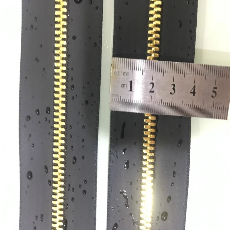 High Quality Factory Customized #5Y Tooth Copper Tooth Metal Waterproof Zipper Suitable for Clothing Bags Laptop Bag