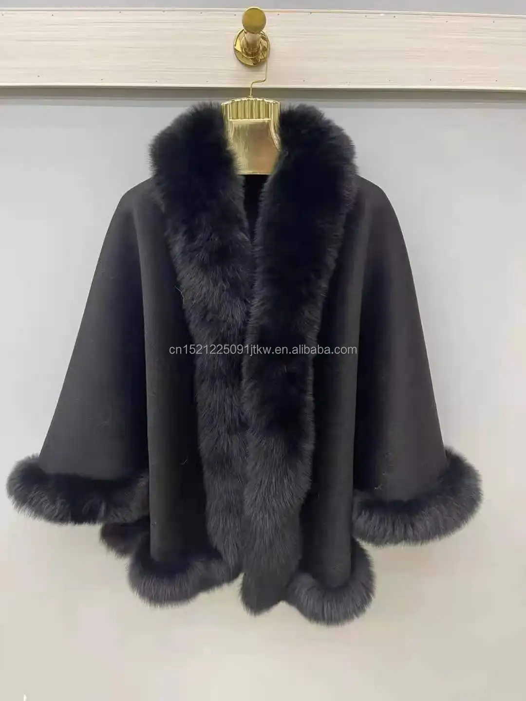2021 winter  Women  fashion wool  poncho   cashmere  fur  Shawl  Fox  fur trimming  wool  Poncho