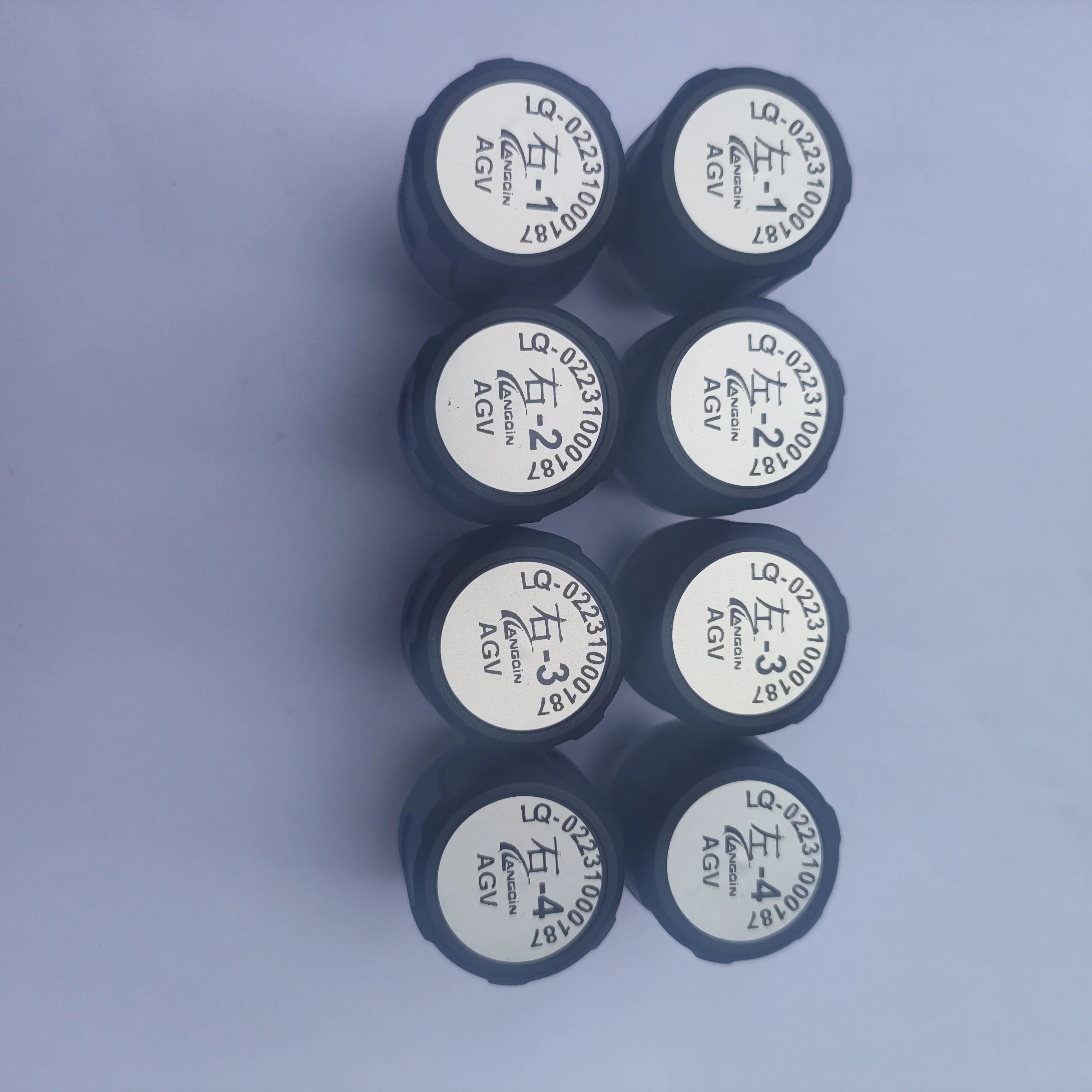 Supplier Wholesale Auto Truck TPMS Wireless Tire Pressure Monitoring System with 8 external sensors can match up to 122 tyres