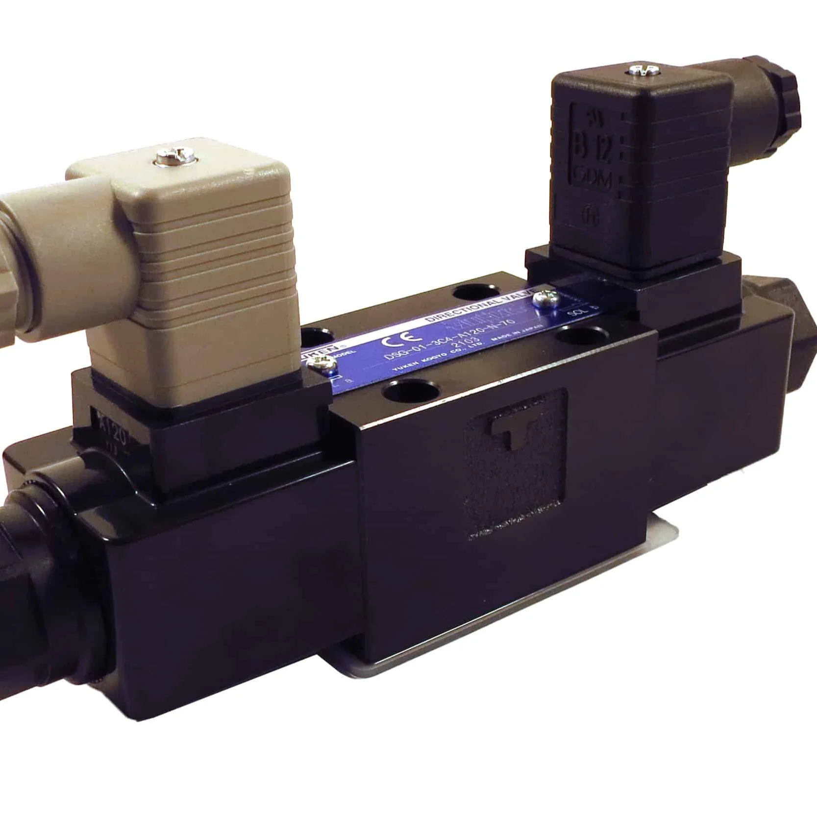 YUKEN DSG-01 Directional control valve DSG-01-3C3-D24-50 Position selector right angle control valve