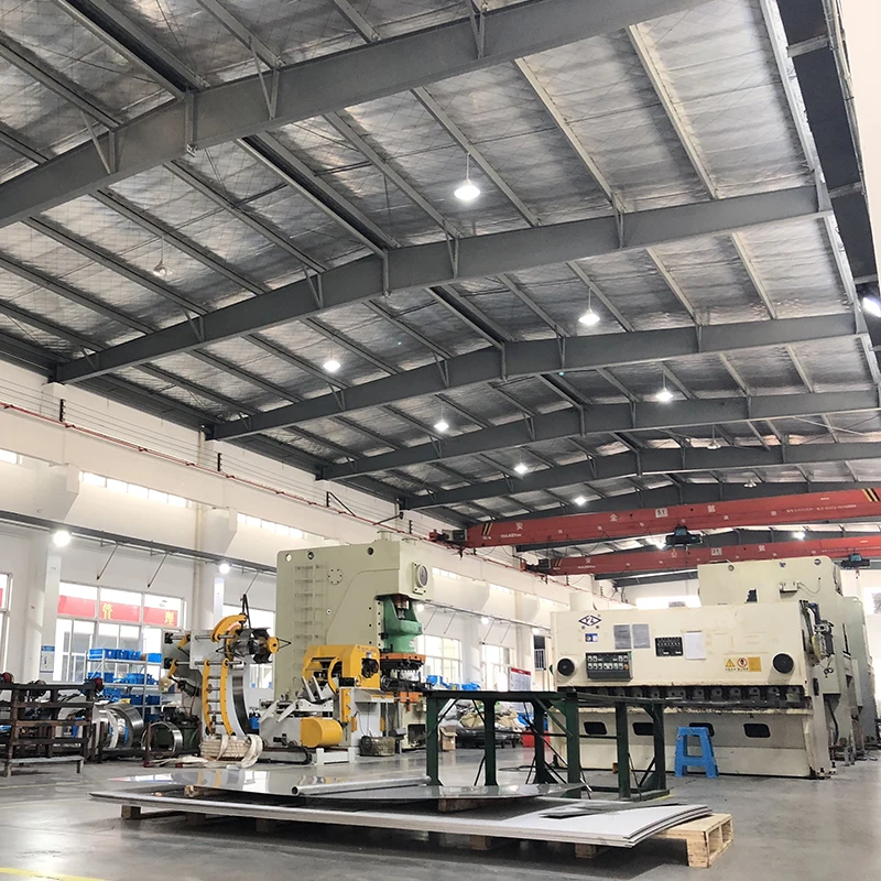 Hot-dip galvanized crossover pipe mount clamp