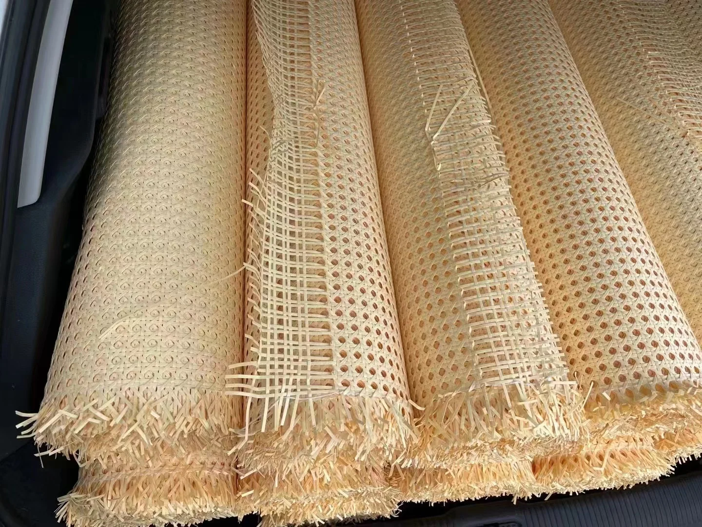 New Plastic rattan woven bamboo mat sheet for ceiling decoration