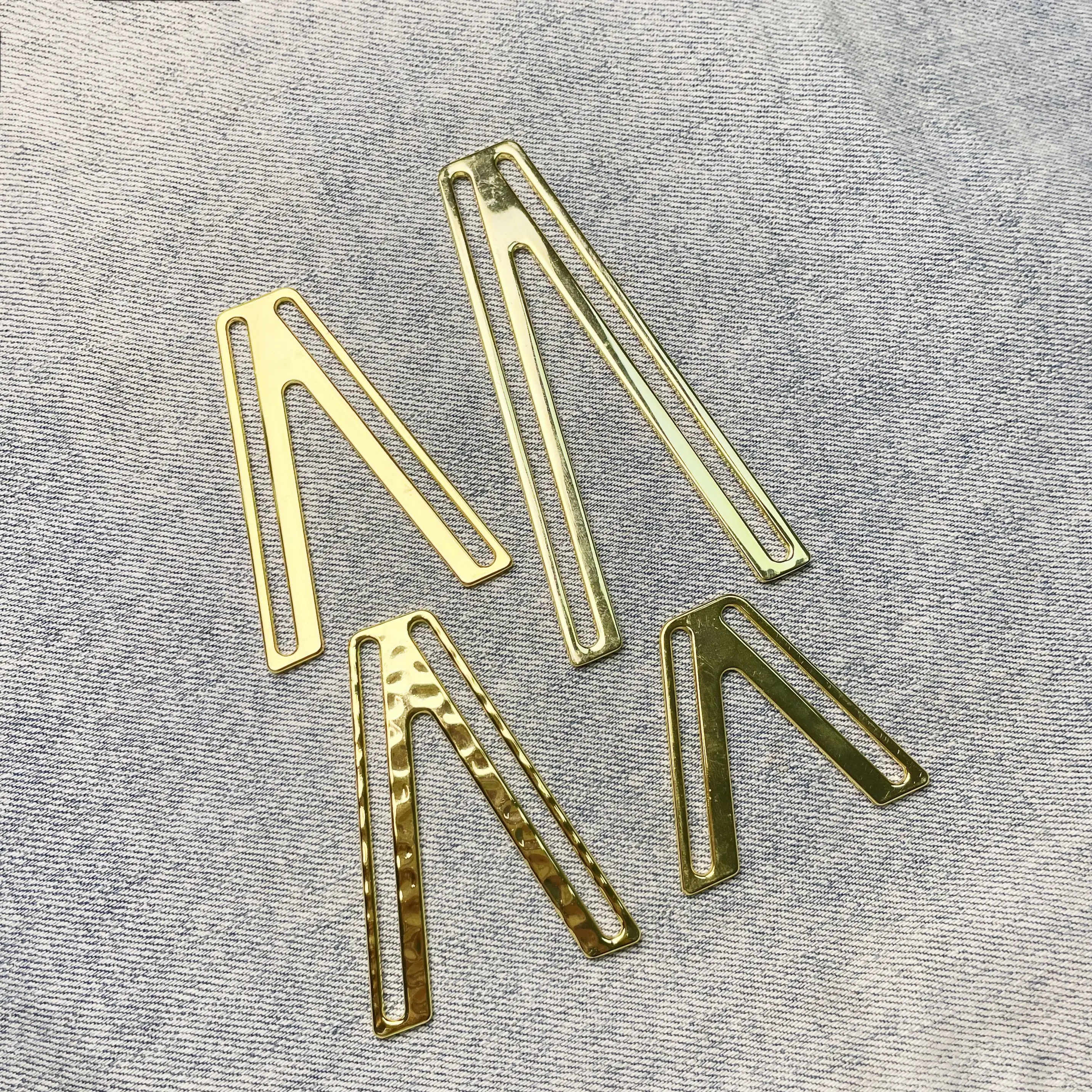 Underwear Accessories Custom Logo Metal Gold V Shape Connector Bra Swimwear Buckle for Bikini