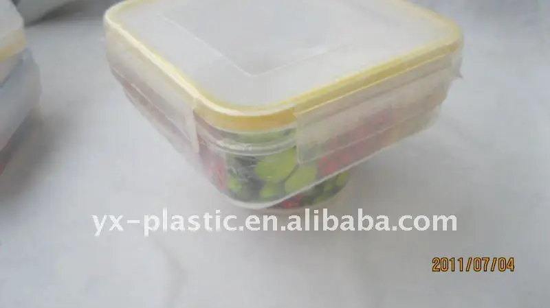 700ml Click Lock seal Plastic food storage Square Air tight food containers