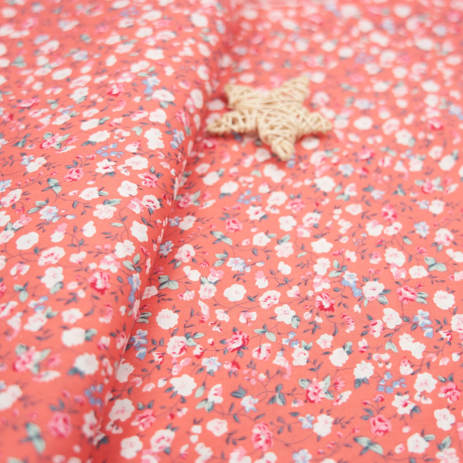 liberty cotton London fabric soft hand feeling custom printed small flower cotton lawn fabric for quilt