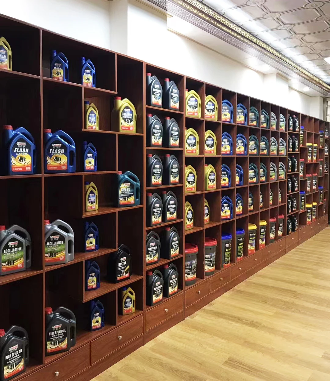 Vehicle Engine Lubricating Oil Diesel Semi Synthetic Motor Lubricant Gasoline 10W40 Car Lubricants