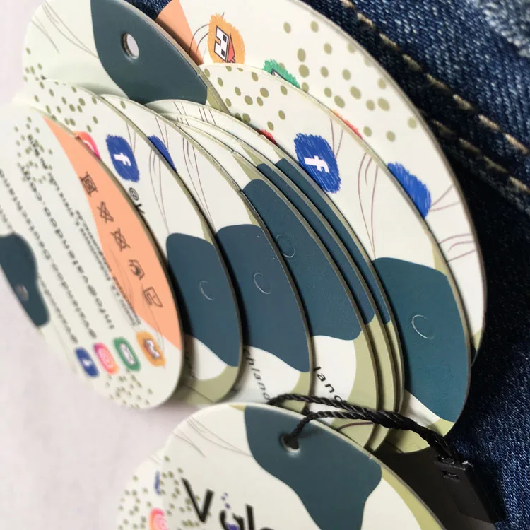 Оптовая продажа, подвесные бирки на заказ, бумажные бирки для одежды, собственный логотип