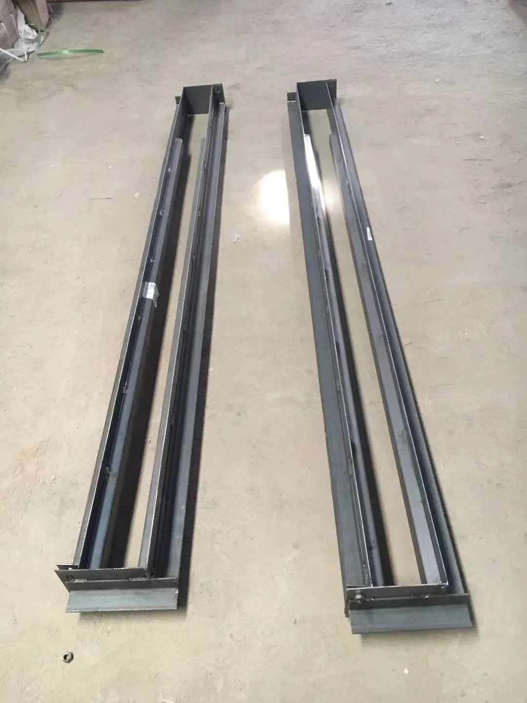 Concrete  fence wall Panel post  Iron  Mold