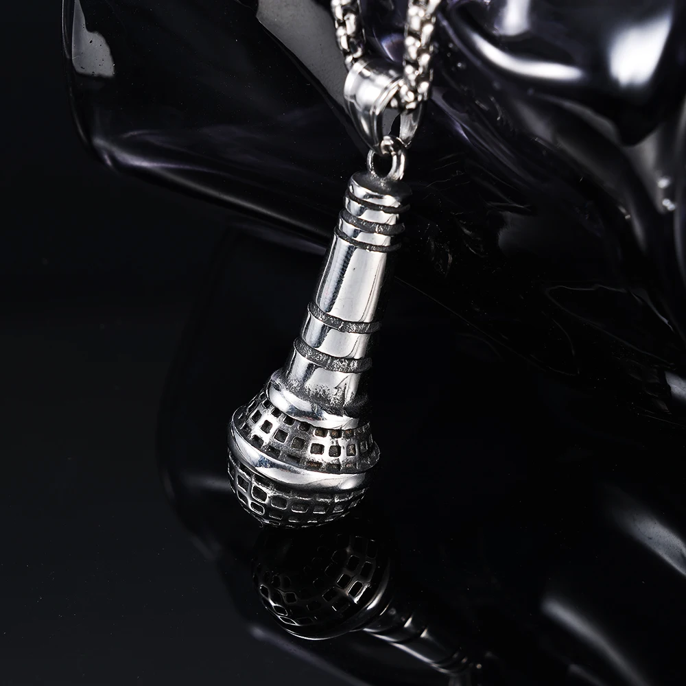 Wholesale High Quality Personalized Trend Microphone Charm Pendant Stainless Steel  Microphone Biker Pendant Necklace Jewelry
