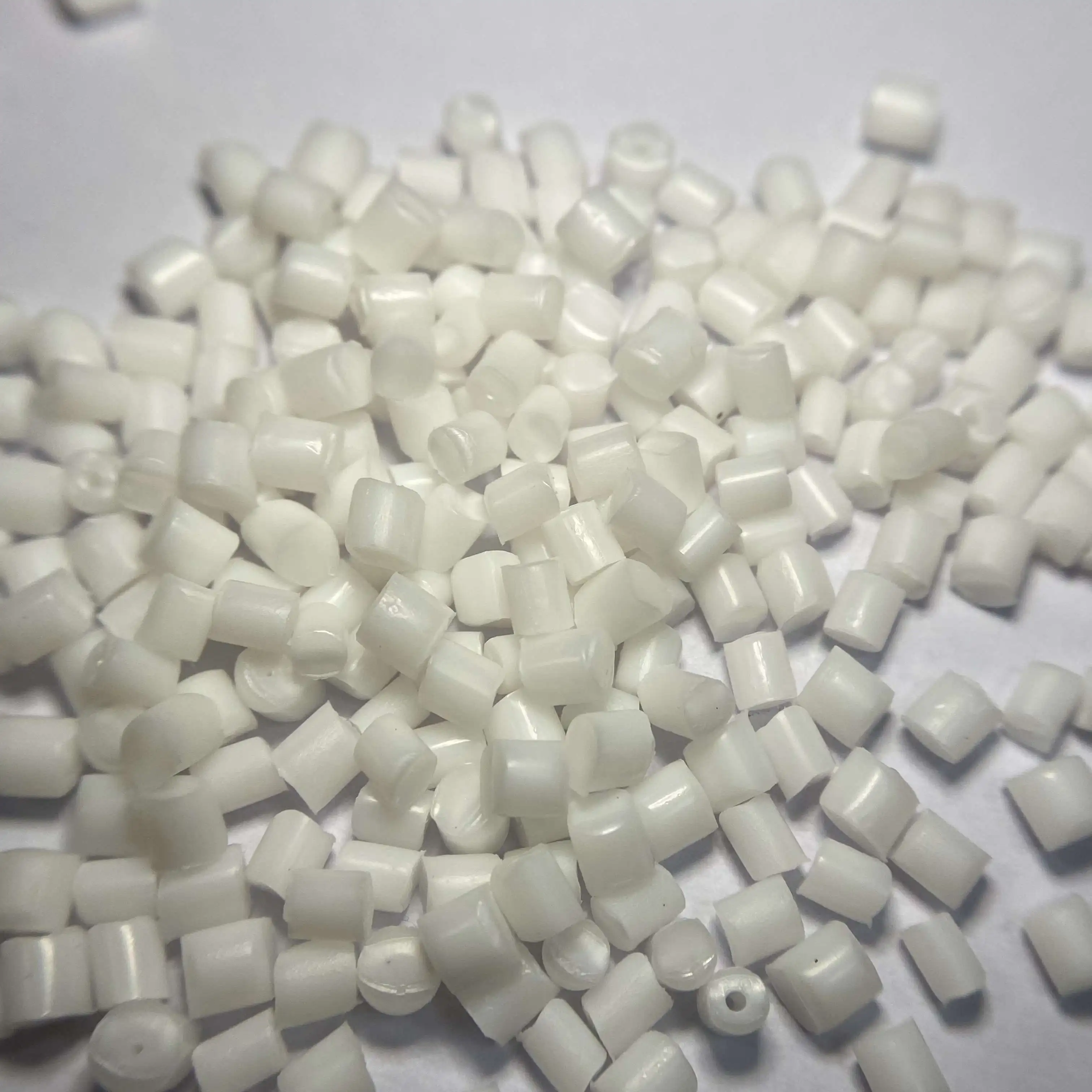 Нейлоновый резак PA66 Gf25 Pa66 Pa6 Gf30, цена, нейлоновый оригинальный автомобильный товар, пластик ROHS, цветная форма, сырье ISO