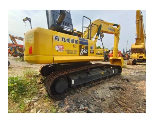 Used Komatsu PC200 240 270Excavator full model/good working condition and 600 hrs.