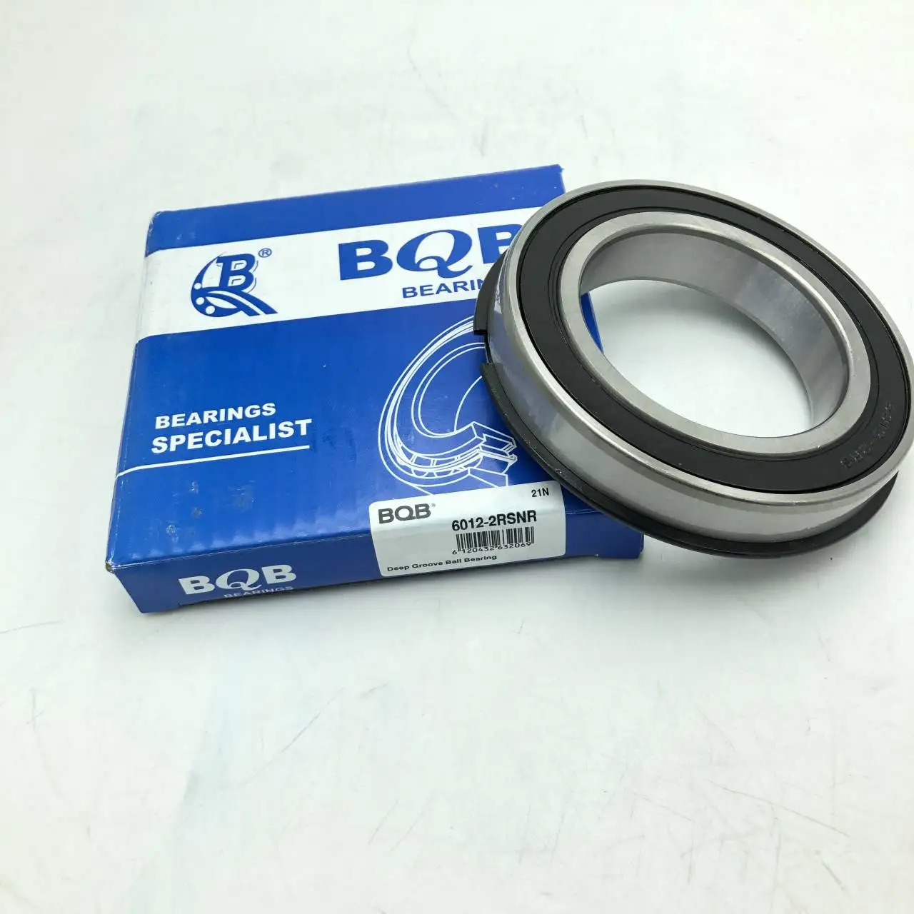 Japan Large Stock 6006 2RS Deep groove ball bearing with sealing ring on both sides size 17x40x12mm