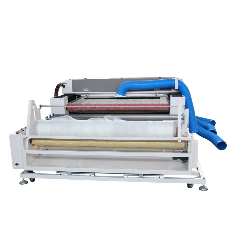 co2 laser cutting machine for cutting large fabric in garment embroidery industry