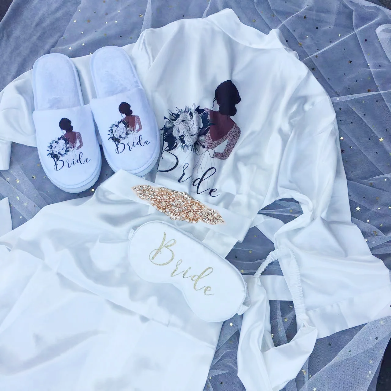 Wholesale Satin Bride and Bridesmaid Silk Robe Wedding Designer Bathrobe Short Robe with Printing Photos