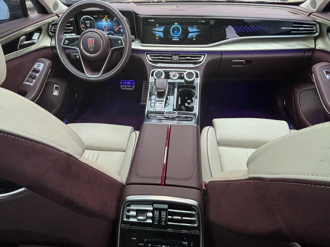 Hongqi H9 20 Zhilian Qi Chang Edition Сертифицированный Подержанный автомобиль бутик Заводские продажи