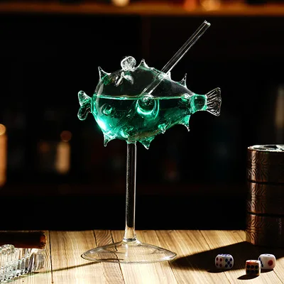 2022 New fashion unique 3D 200ml puffer shape globefish fish shaped 3D animal juice cocktail glass cup for bar party pub