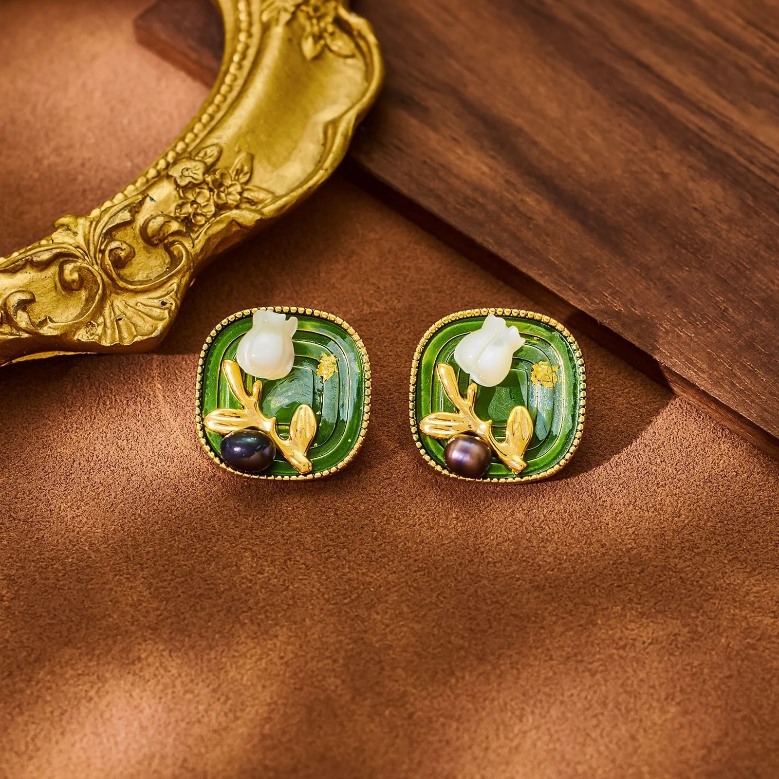 Oil painting style earrings natural freshwater pearls earrings high-end antique style Baroque pearls earrings with S925 needle