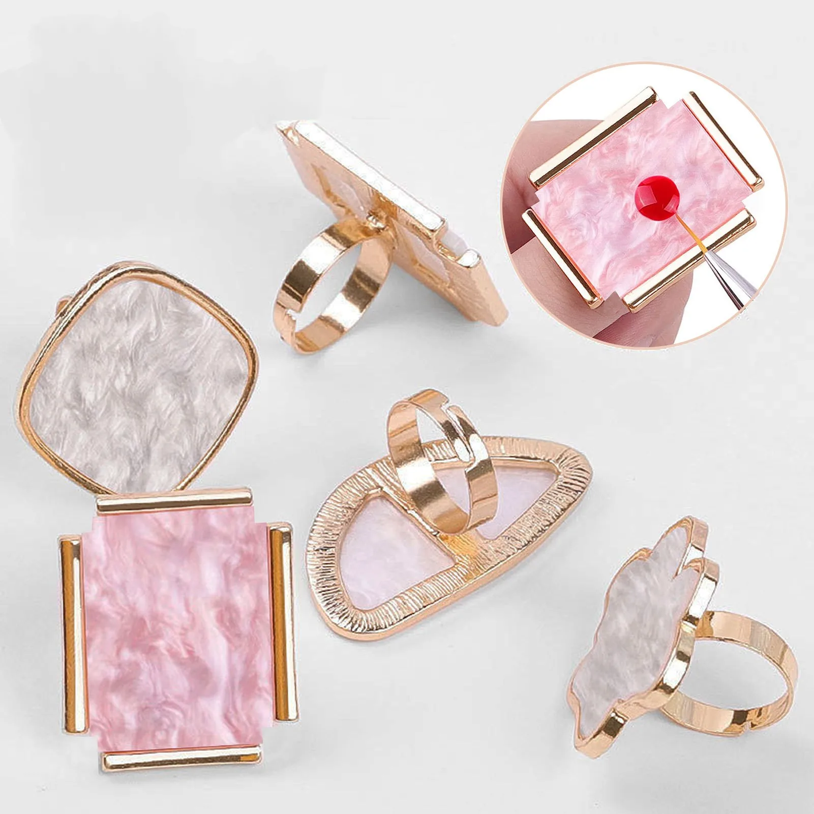 Resin Nail Art Palette Painting Drawing Color Plate with Adjustable Rings Marble Nail Art Palette Ring Gel Polish Mixing Tray