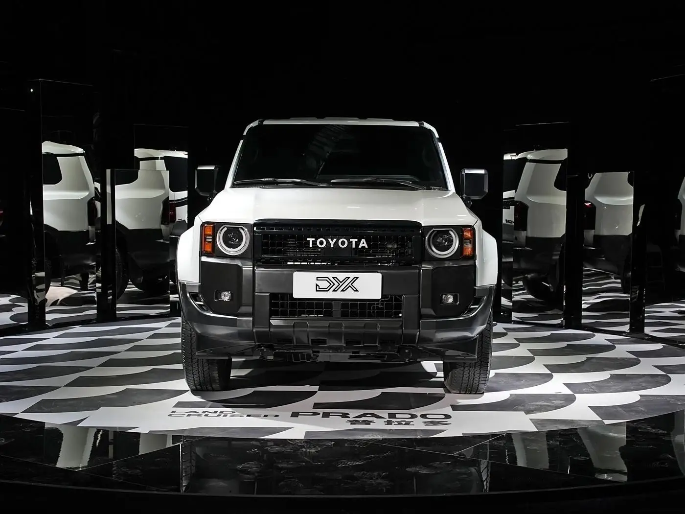 2024 In-Stock Toyo tas Pra do P 2.4T 5-Seat SUV GAC FAW Hybrid Large 4WD New Energy Vehicle