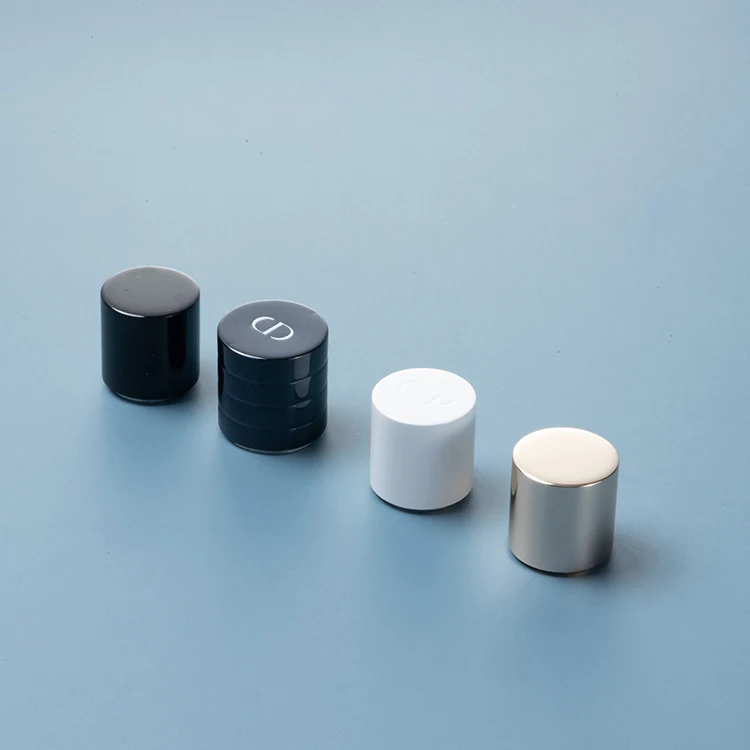 Variety  styles Zinc Alloy Magnetic Perfume Cap Luxury Crown Cap Metal Perfume Cap For perfume Glass Bottle