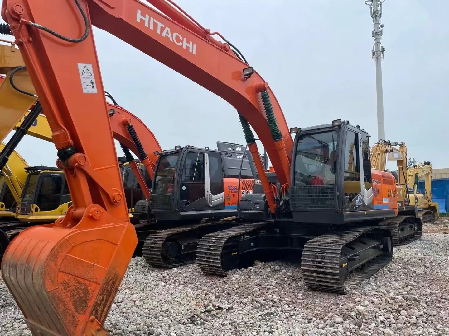 HITACHI EX200-5 EX200-2 EX200-3 оригинальный японский излишек hitachi ex60 120 200 для продажи