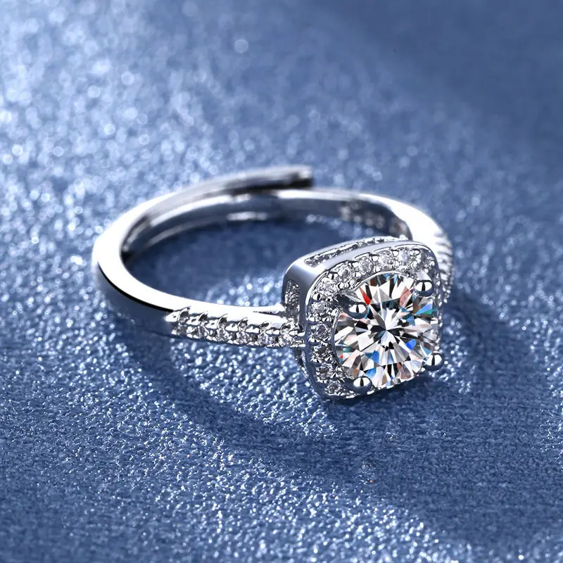 Hot S925 silver classic small sugar cube one carat luxury simulation diamond princess square ring for female