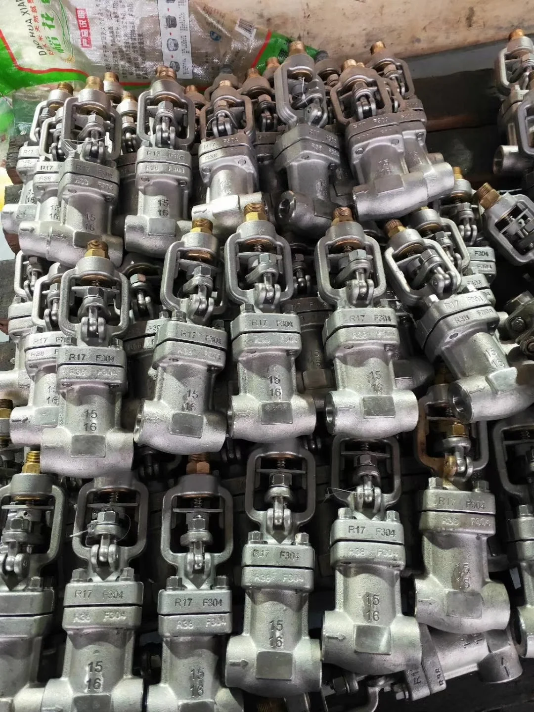 DIN Standard Lever Ball Float Type Steam Trap for Steam Made in China Float Valves Oil Steam Water Steam System Manual Y Type