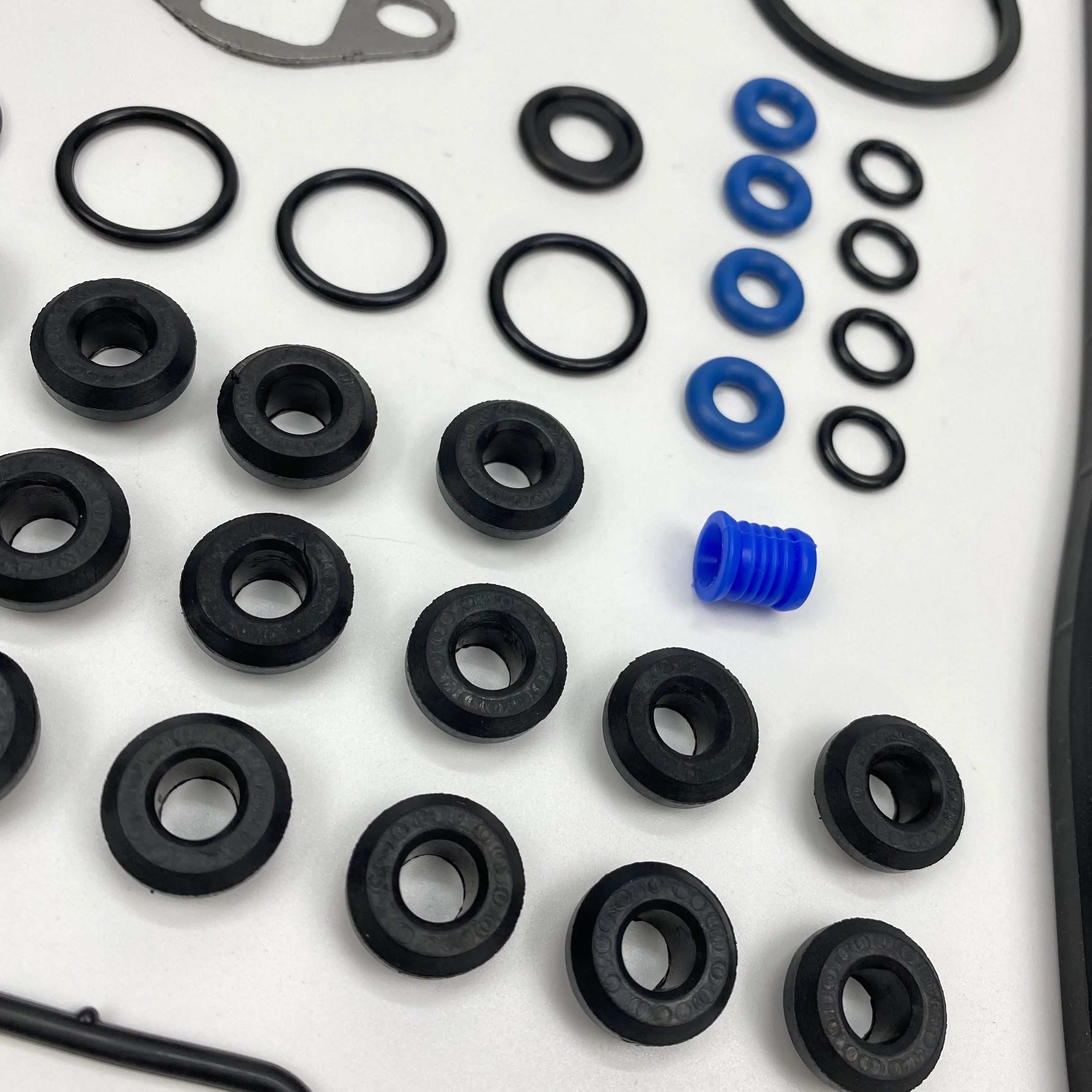 12595961 Auto Parts Engine Overhaul Full Gasket Kit For Buick LaCrosse 2.4 LE5 Car Head Gasket Kit 12595961