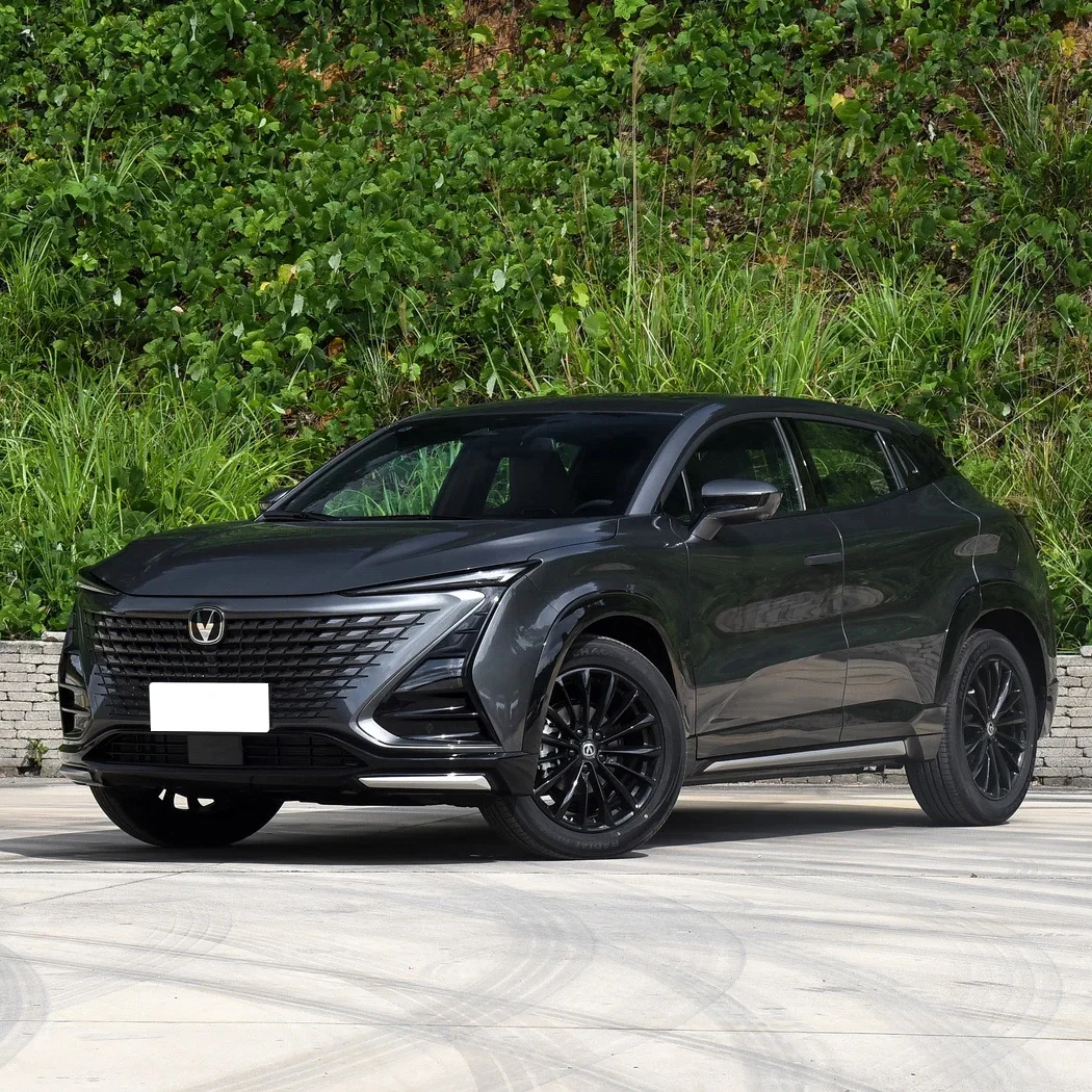2023 спортивный обвес Changan Uni-T с новым спортивным спойлером, улучшенным дизайном автомобиля