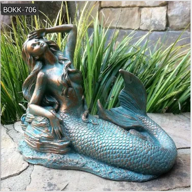Garden Life Size Bronze Beach Mermaid on Coastal Rock Statue for sale
