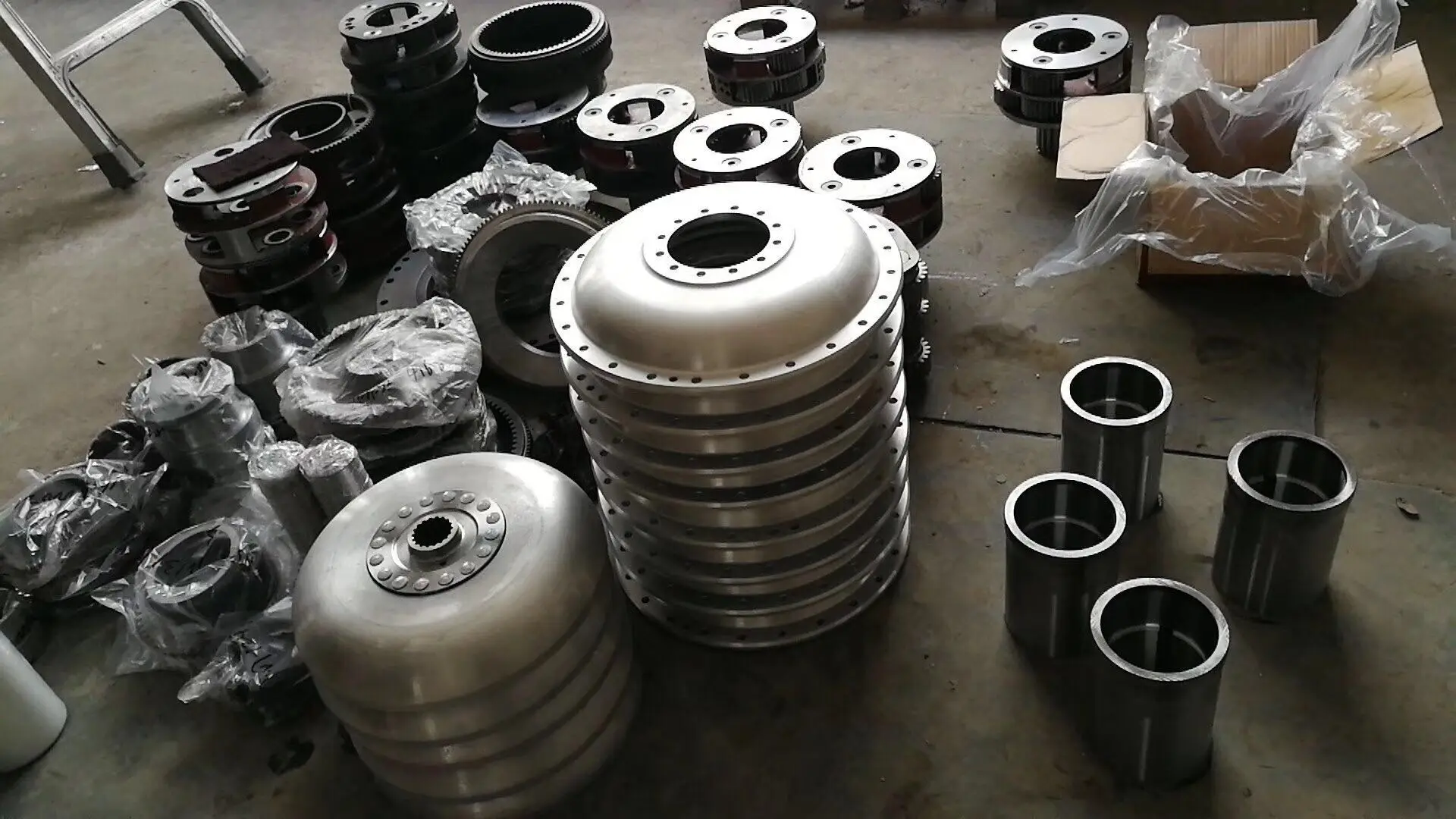 16Y-15-01000 bearing for SD16 bulldozer spare parts  construction machine spare parts