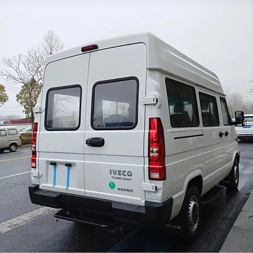 2024 New Brand IVECO Turbo Daily Medium left hand drive Bus Enclosed Truck 4x2 Mini Caravan Travel Camper Truck For Sale