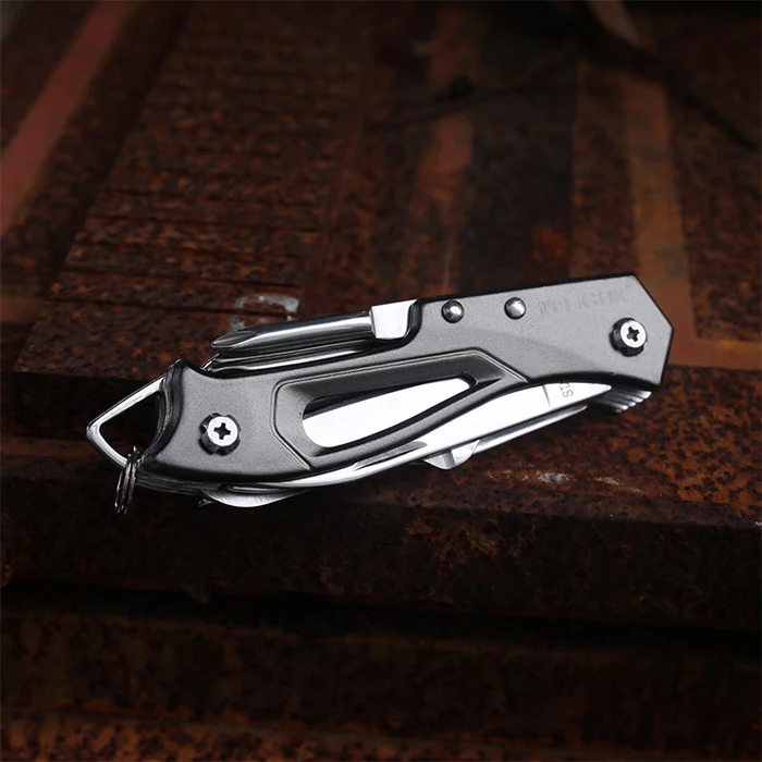 Multifunctional Outdoor Screw Knife Folding Knife Tool