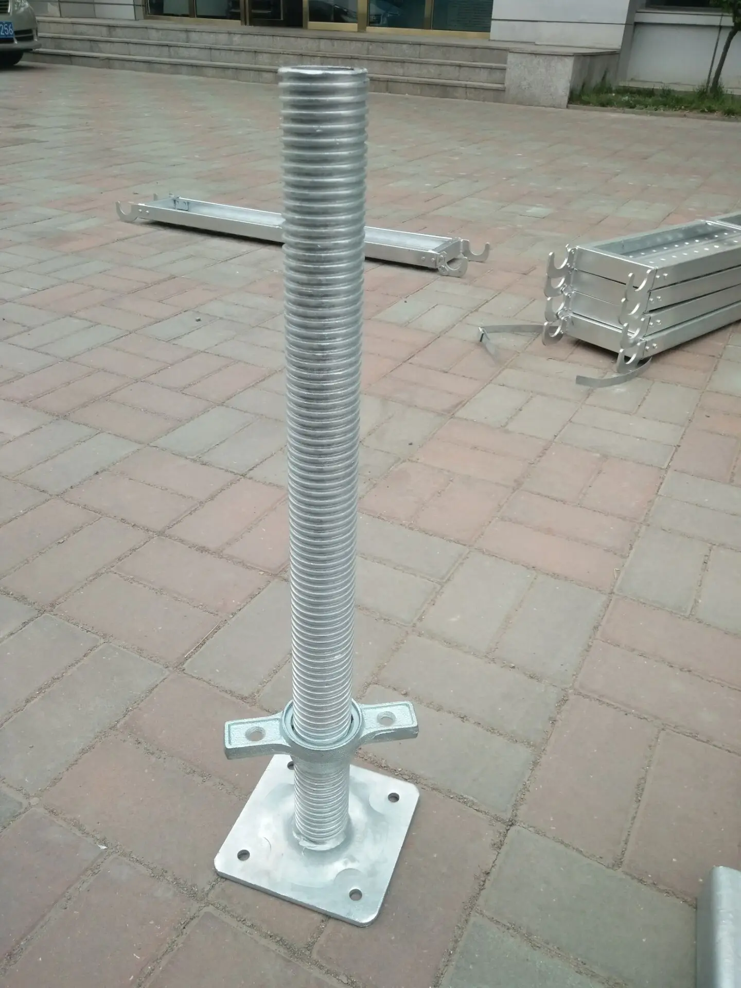 Сверхмощный Регулируемый базовый домкрат для строительных лесов