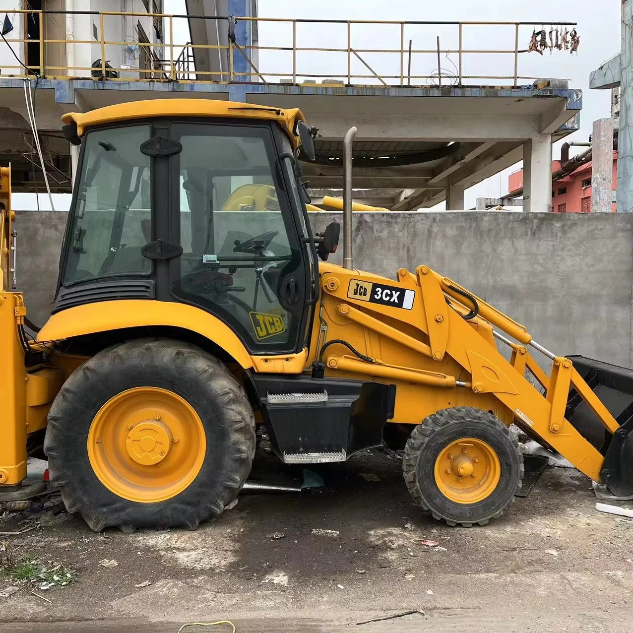 Экскаватор-экскаватор JCB 3CX