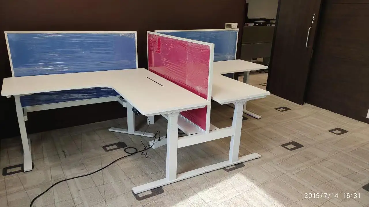 Electric Sit To Stand Office Steady Desks Gaming Metal Living Room Movable Four Motors 4 Legs Computer Adjustable Height Table