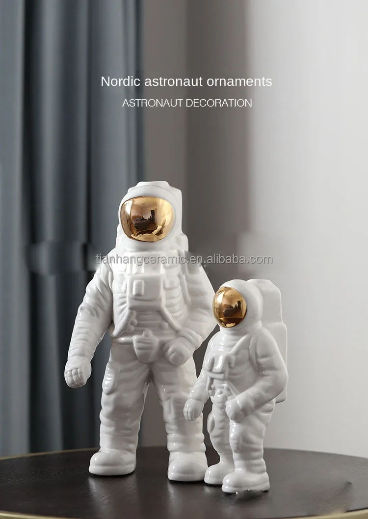 Nordic office gift spaceman model white ceramic ornaments for home decor luxury accessories .jpg