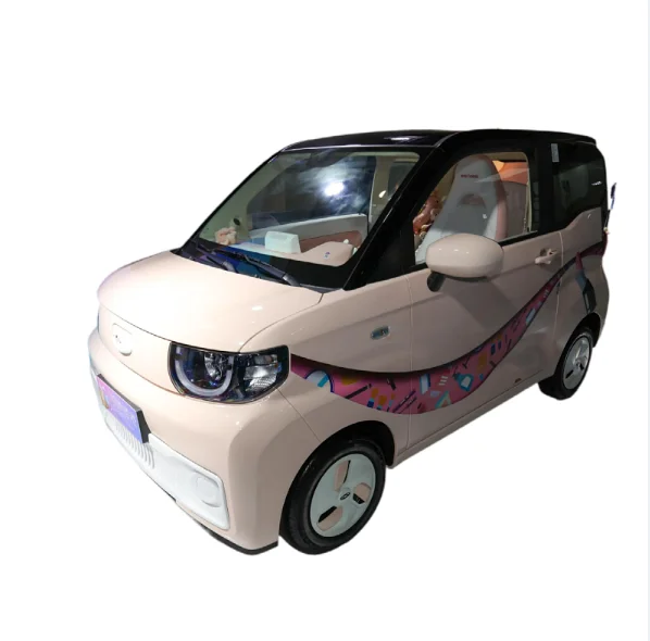 Low Price Wholesale High Speed Closed Mini New Electric Car for Sale