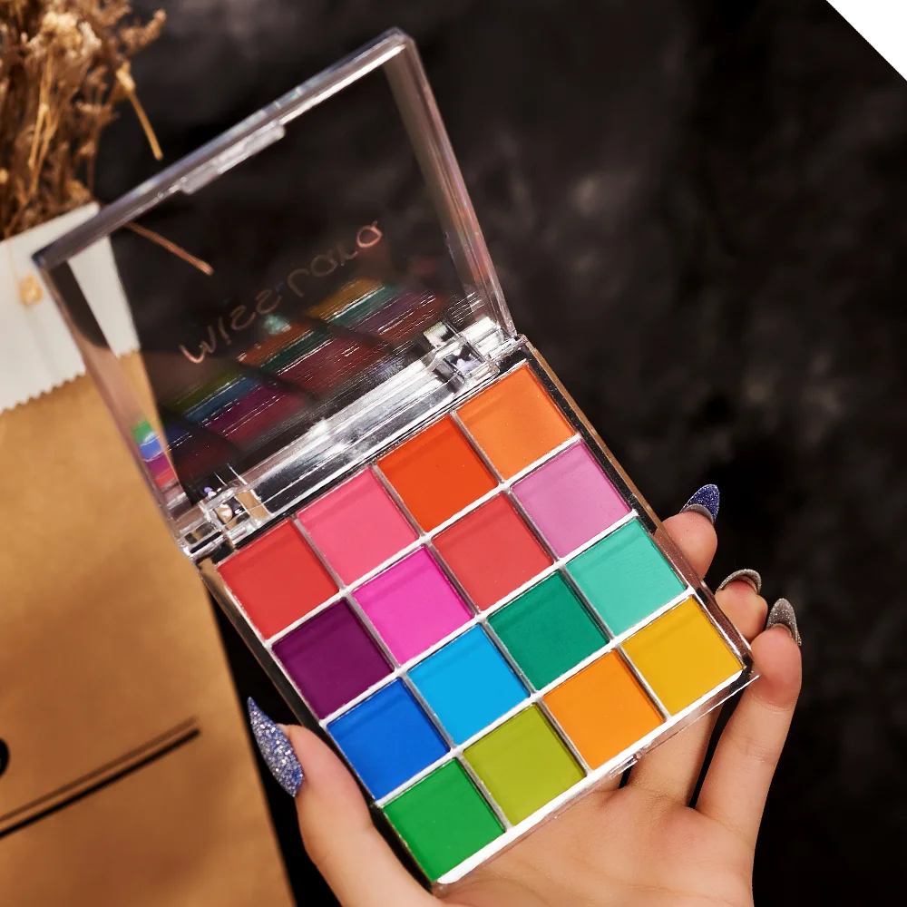 Hot Sale High Pigment Recently stocked makeup natural color eyeshadow makeup cosmetic matte eyeshadow palette Wholesale